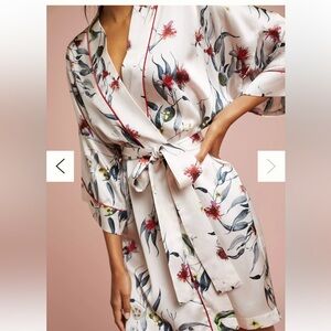 Anthropologie Violet & Wren Signature Silk Kimono Robe